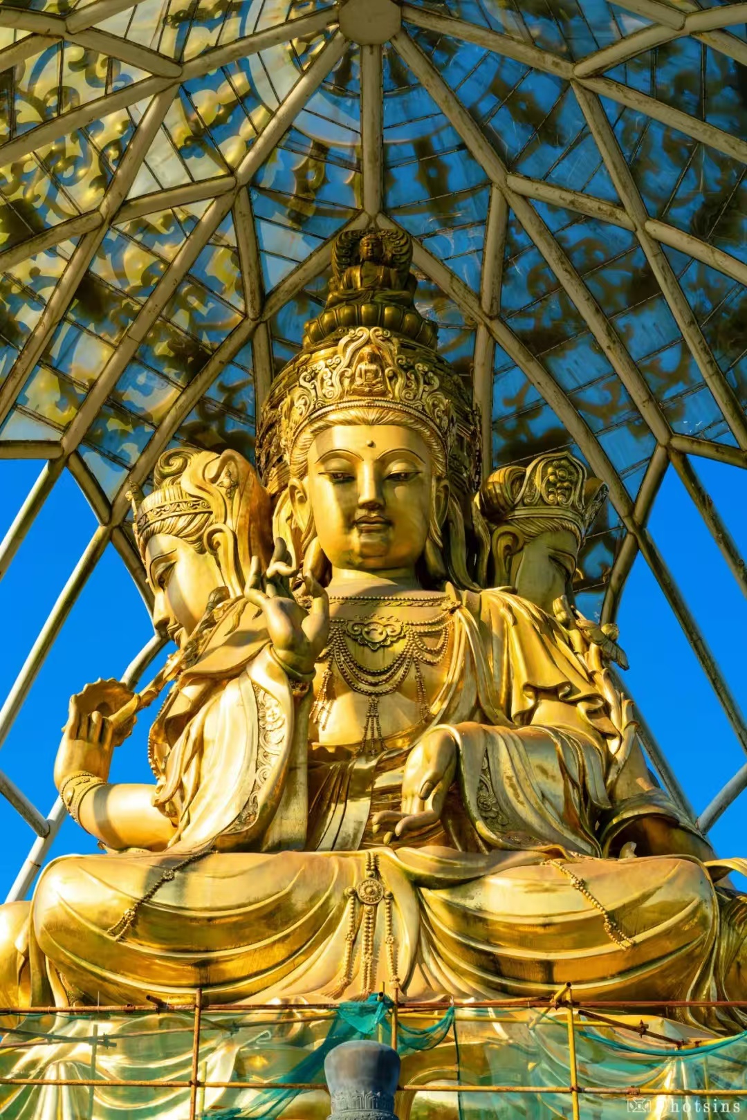 大华兴寺四面观音像